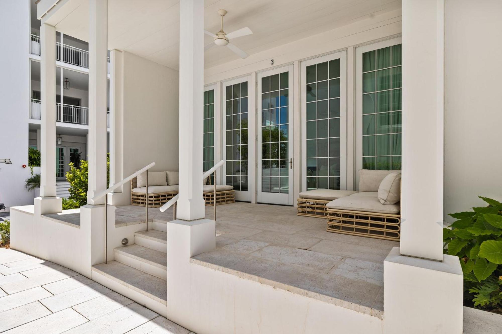 Kaiya Beach Resort Inlet Beach Quarto foto